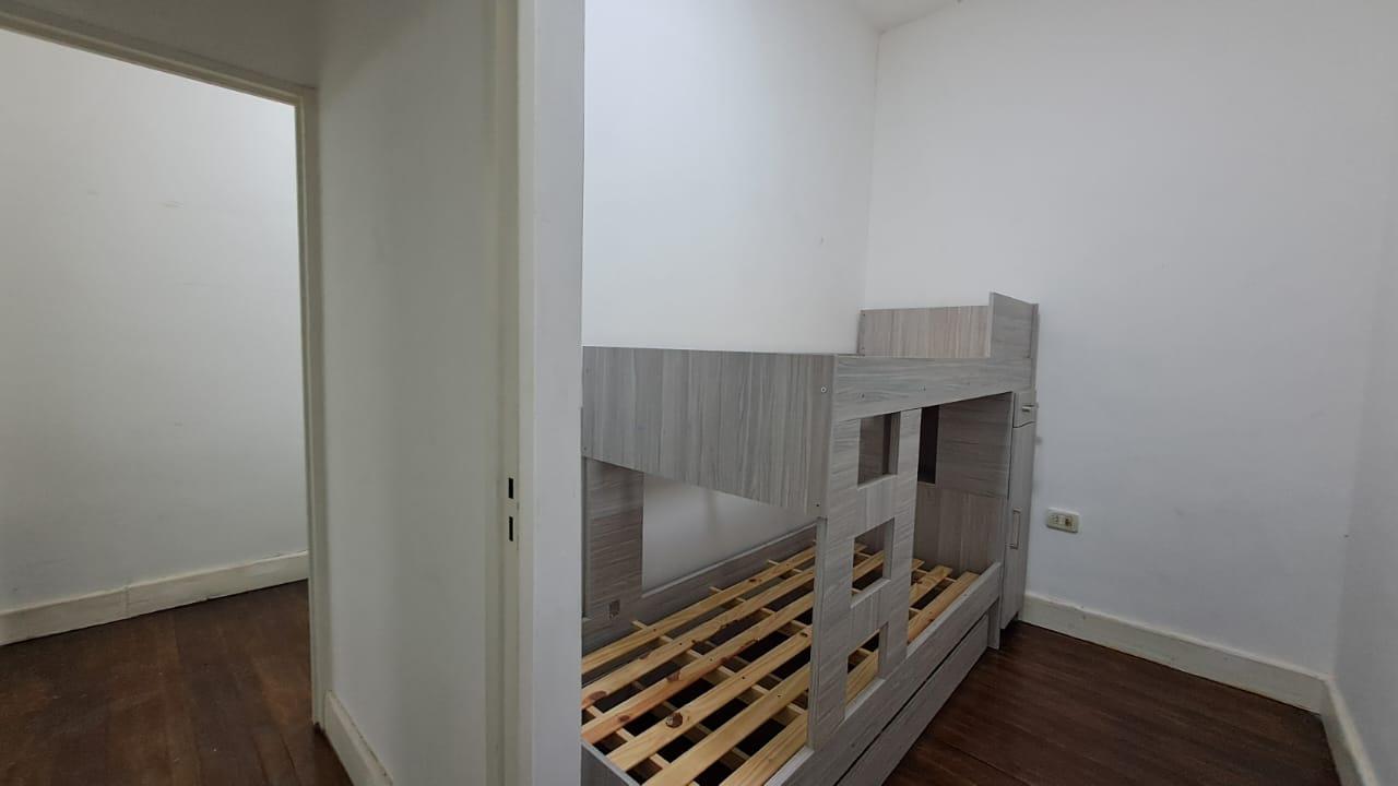 Casa amoblada en alquiler con 3 dormitorios y patio en Ezeiza