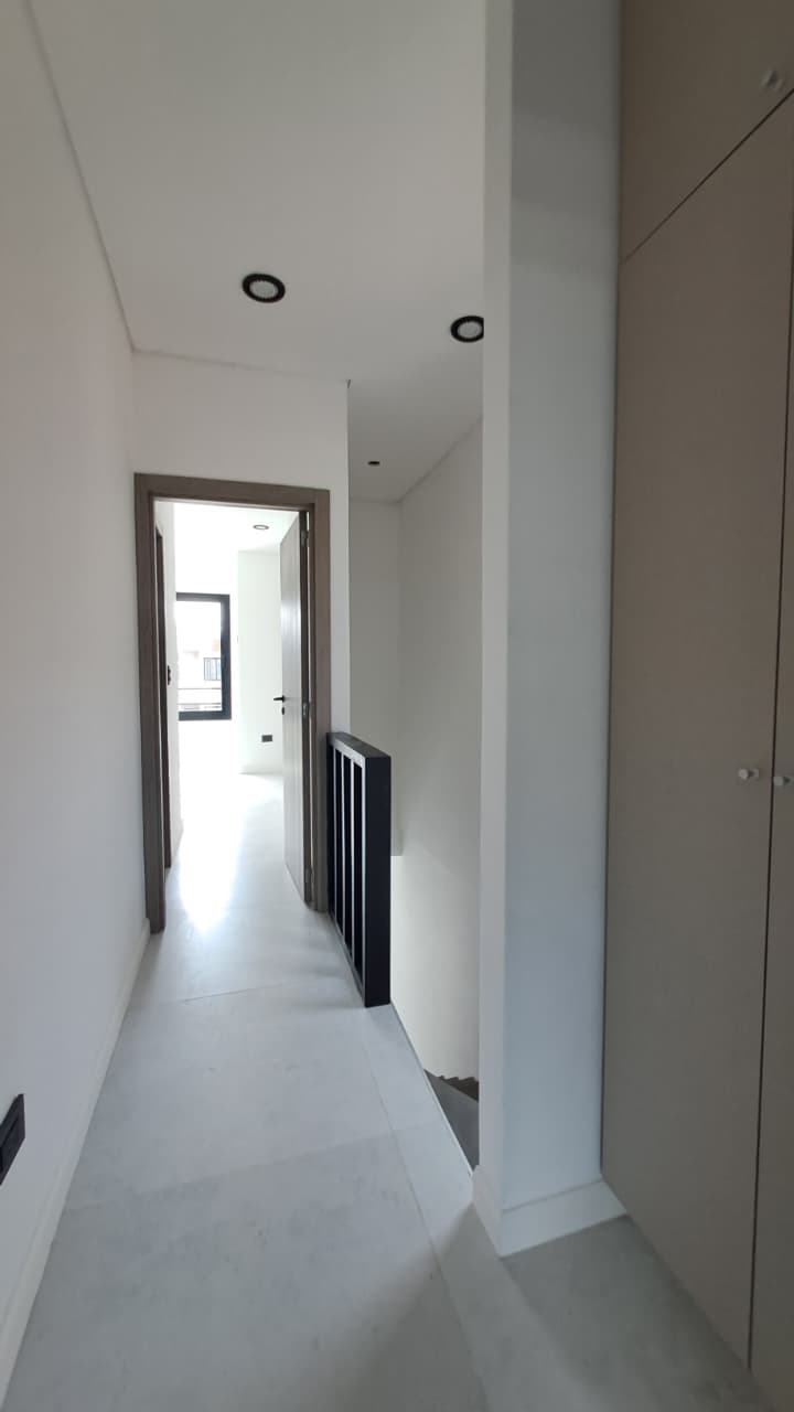 WhatsApp Image 2026-10-22 at 13.18.52 (1) Casa tipo duplex de 3 ambientes en venta en barrio con amenities en Canning Parc
