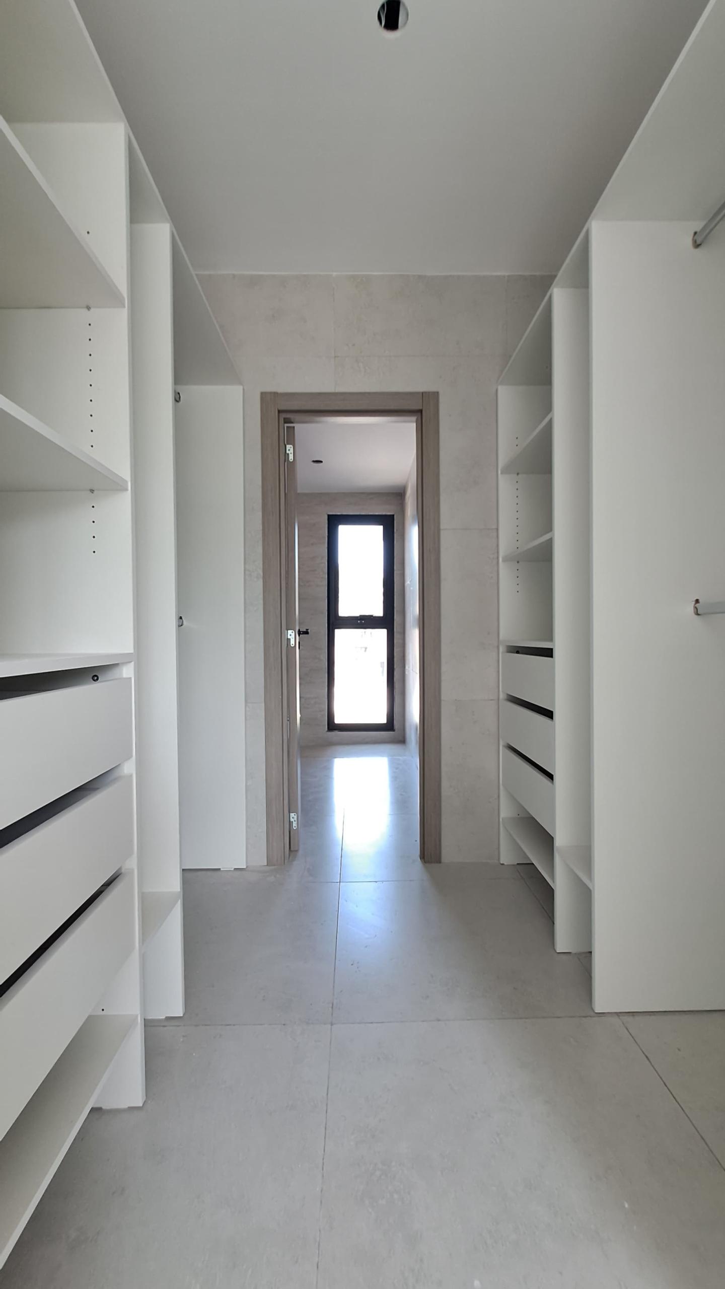 Casa tipo duplex de 4 ambientes en venta en barrio con amenities en Canning Parc